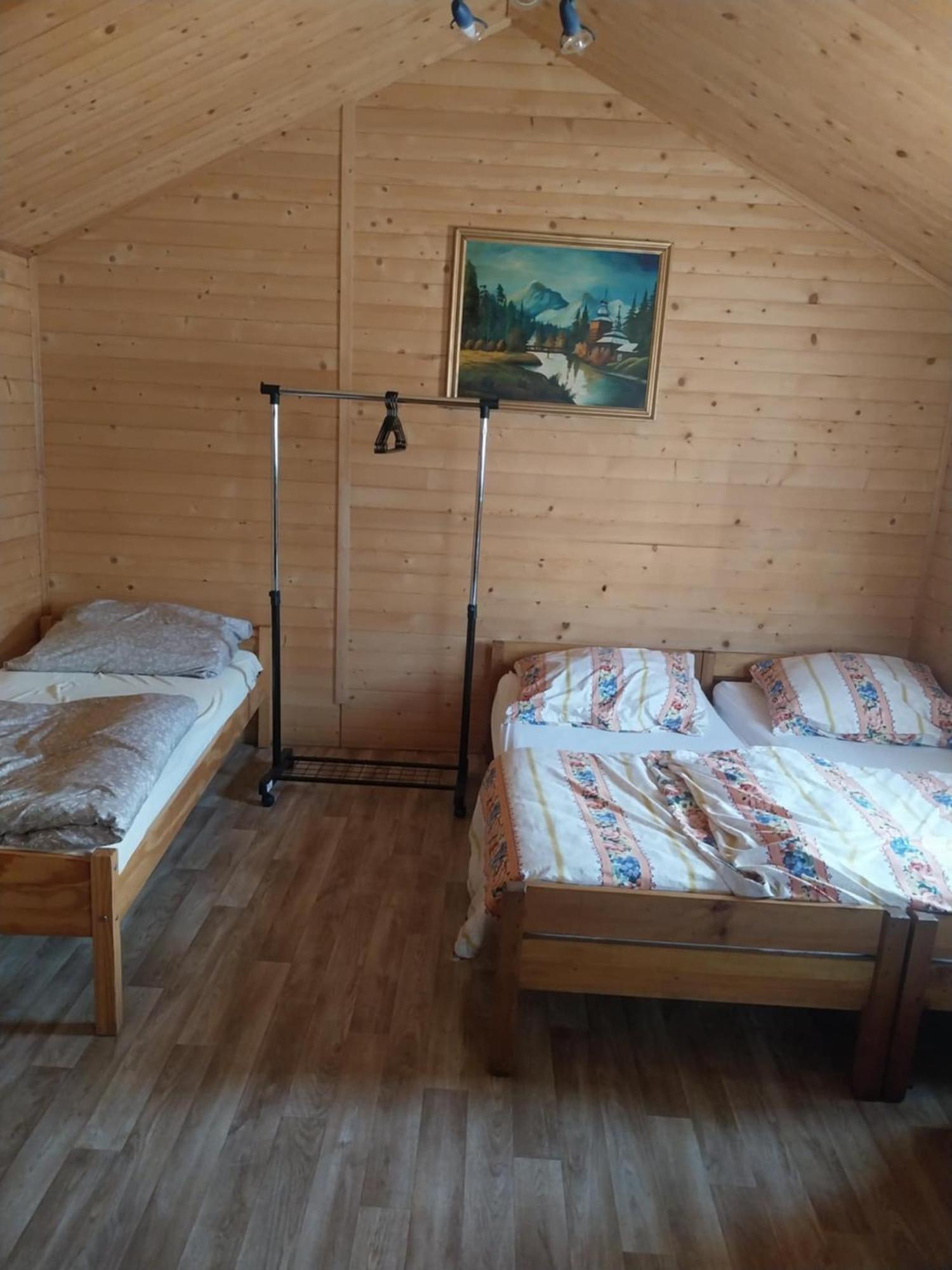 Noclegi U Lucyny Хенцины Экстерьер фото